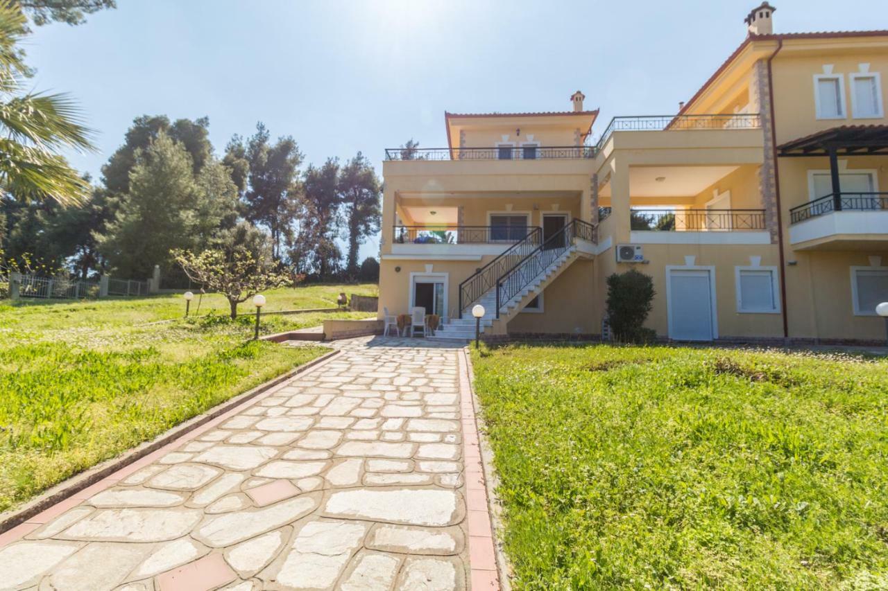 Kyrana Apartments Paliouri Exterior photo